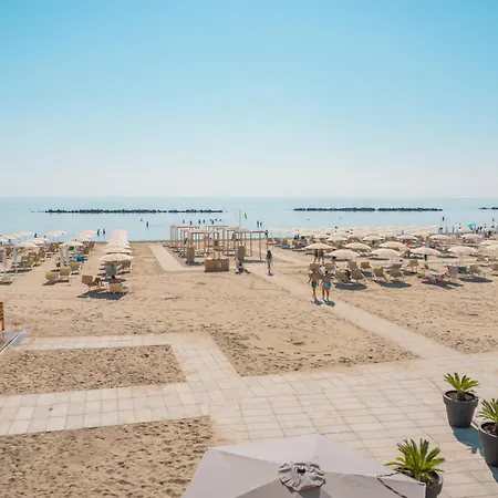 Апарт-отель Playa Dorada