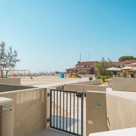 Playa Dorada Апарт-отель