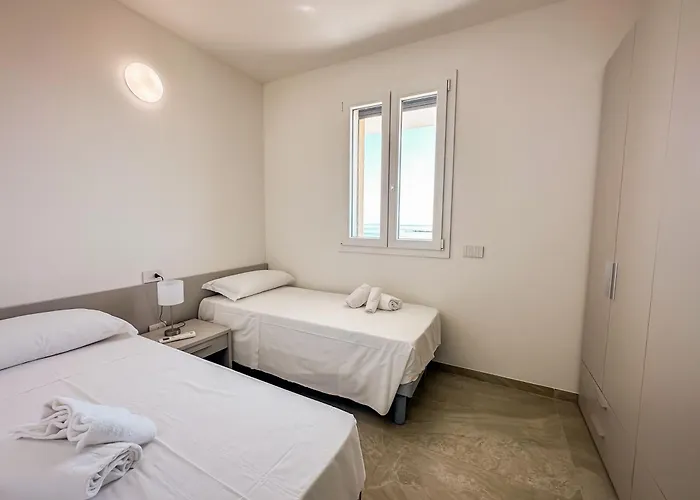 Playa Dorada ليدو دي سكاشي