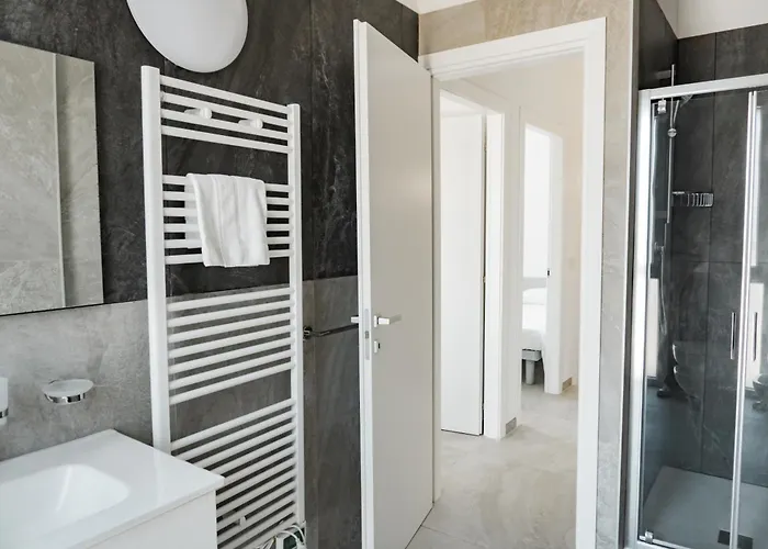 Playa Dorada ليدو دي سكاشي